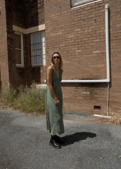 Dresses<Afends Focus  - Seersucker Maxi Dress Oil Green