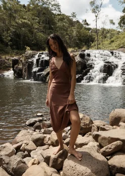 Dresses<Afends Gia  - Cupro Maxi Dress Hazelnut