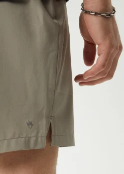 Shorts<Afends Kettle-Ish  - Performance Short 18" Olive
