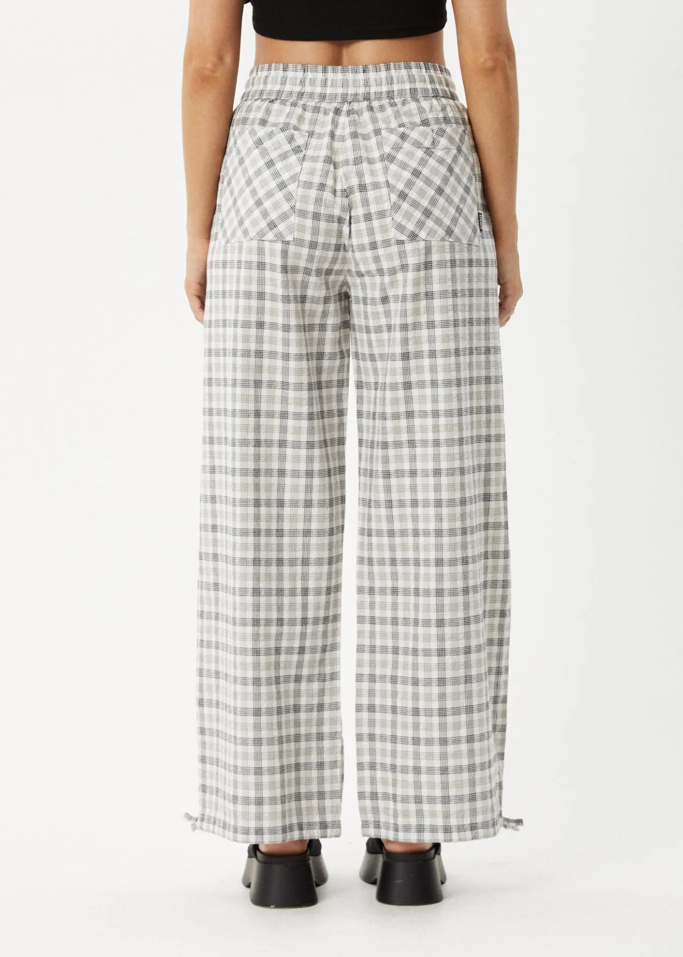 Pants<Afends Leo - Seersucker Wide Leg Pant Black / White