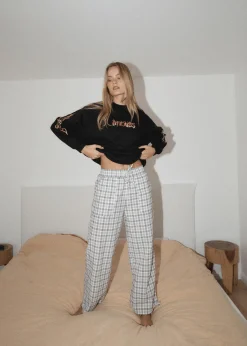 Pants<Afends Leo - Seersucker Wide Leg Pant Black / White