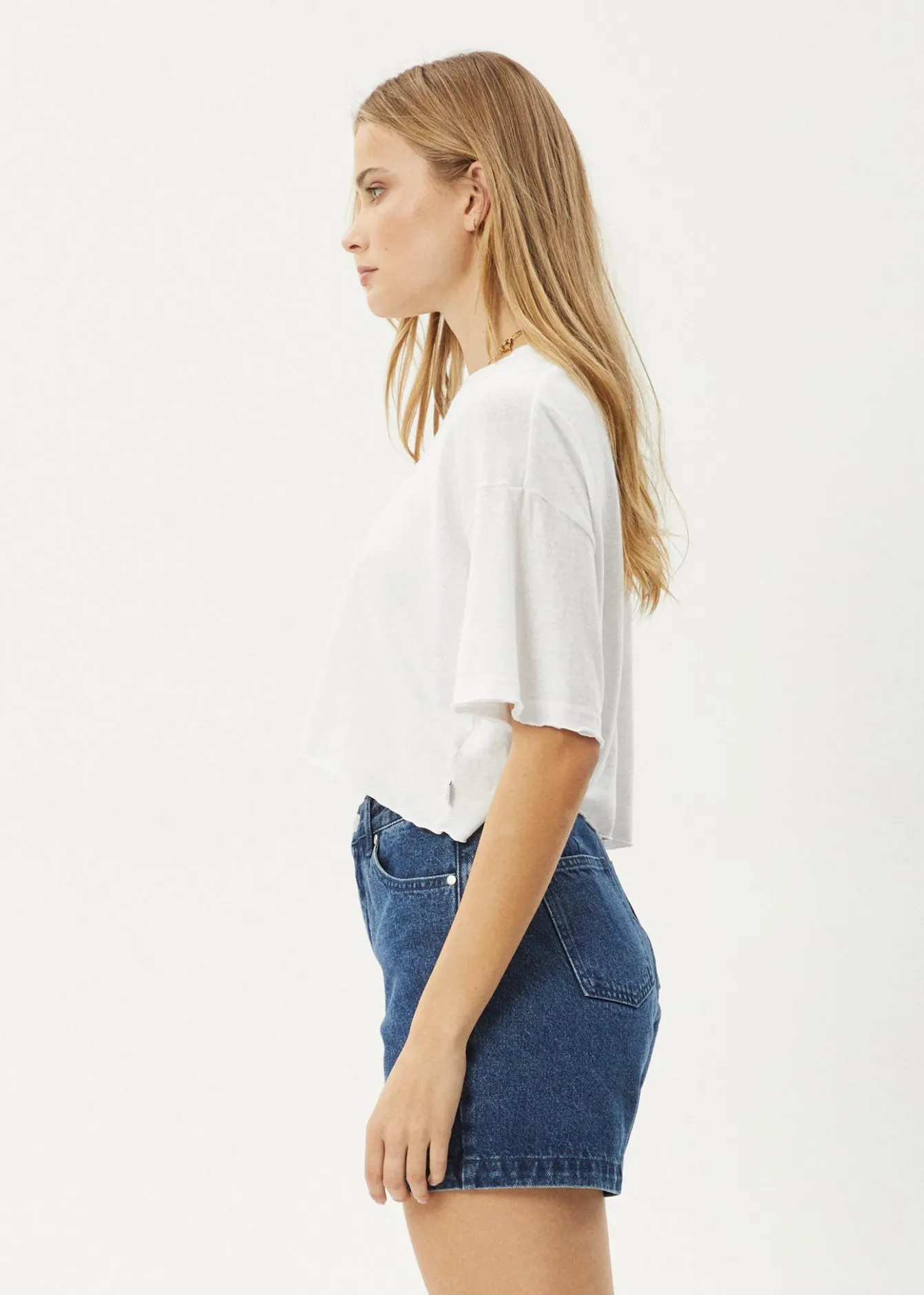 Tees & Shirts|Essentials<Afends Slay Cropped - Oversized Tee White