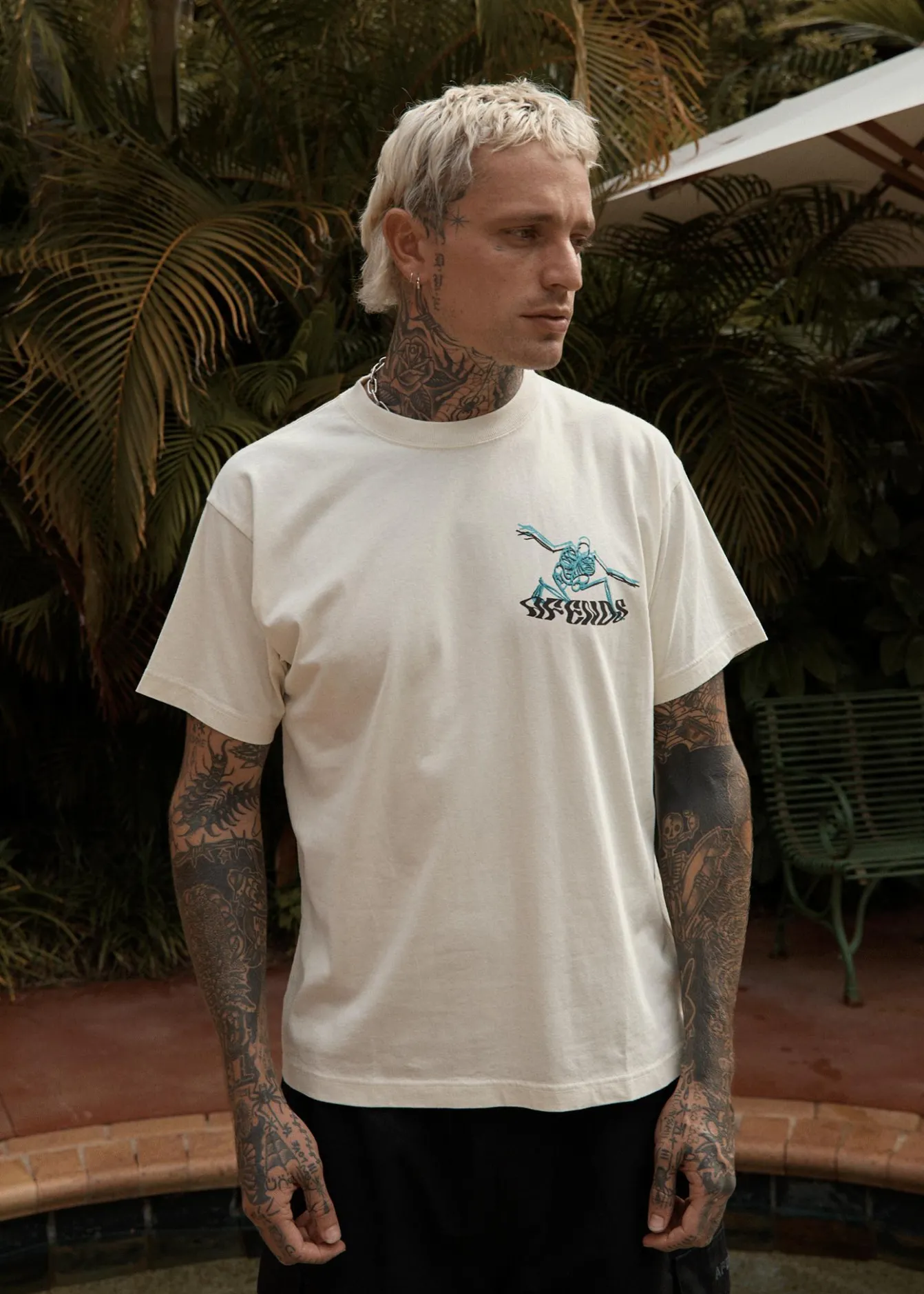 T-Shirts<Afends Smiling Assassin - Boxy Tee Limestone